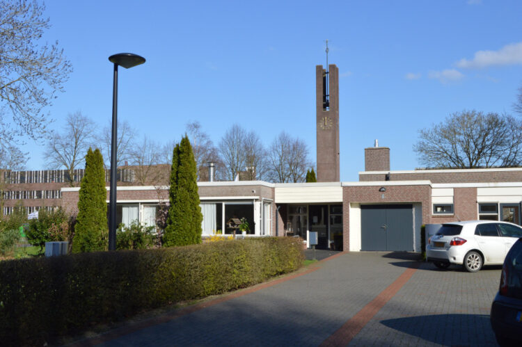 Hospice Dronten ( ©maartenheijenk.nl )